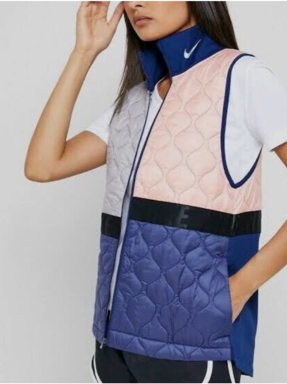Nike Aerolayer Women’s Quilted Running Vest Size Medium Colorblock Lightweight